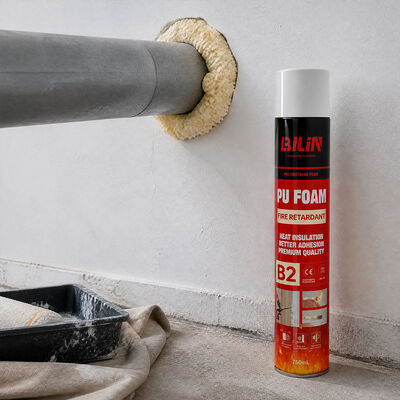 Chất lượng Xây dựng Lớp B2 Xịt bọt PU Bọt Polyurethane chống thấm nước cho công việc lấp đầy khoảng trống trên tường nhà máy